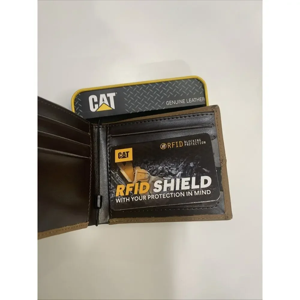 Cat caterpillar bifold